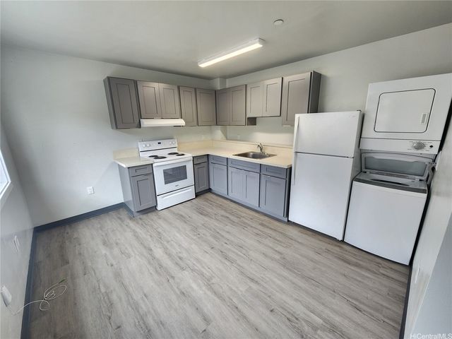 311 Puuhue Place, Honolulu, HI 96817