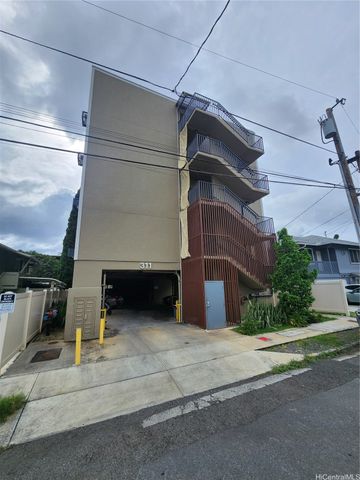 311 Puuhue Place, Honolulu, HI 96817