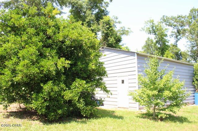 2100 3rd Avenue, Sneads, FL 32460
