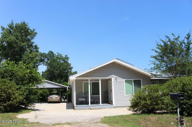 2100 3rd Avenue, Sneads, FL 32460