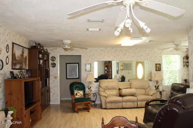 2100 3rd Avenue, Sneads, FL 32460