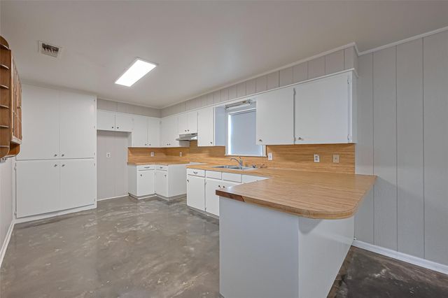 8017 Colorado Street, Wharton, TX 77488