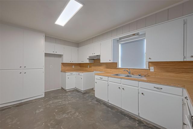 8017 Colorado Street, Wharton, TX 77488