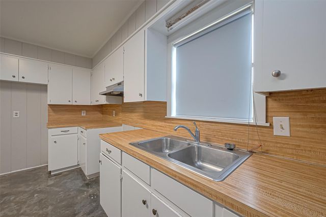 8017 Colorado Street, Wharton, TX 77488