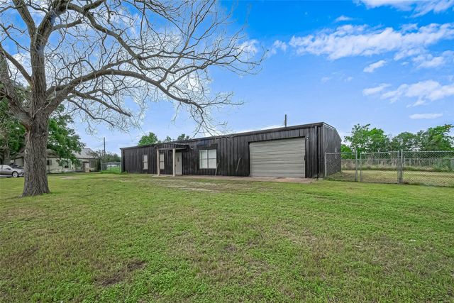 8017 Colorado Street, Wharton, TX 77488