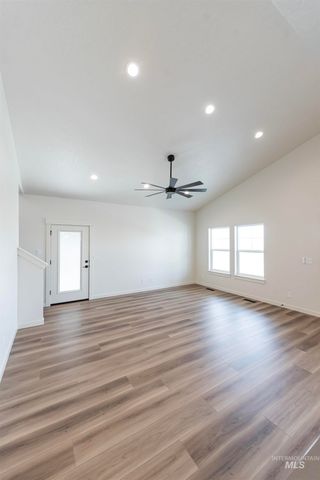 345 E Chevy Dr., Boise, ID 83716