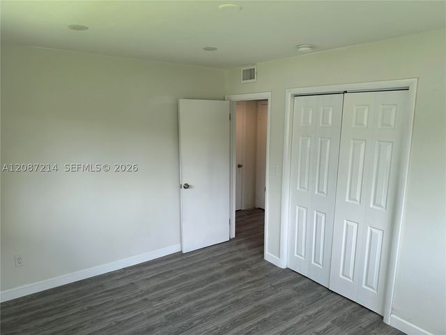 2025 NW 191st St, Miami Gardens, FL 33056