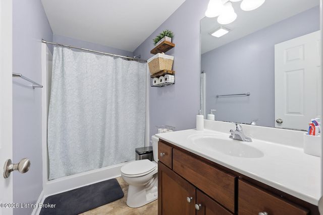 1016 Progress Pl, Lawrenceburg, KY 40342