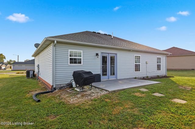 1016 Progress Pl, Lawrenceburg, KY 40342