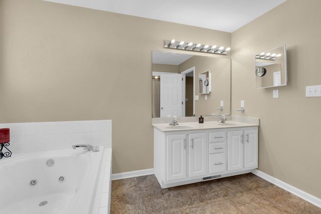 5221 Grand View Ln, Pleasant View, TN 37146