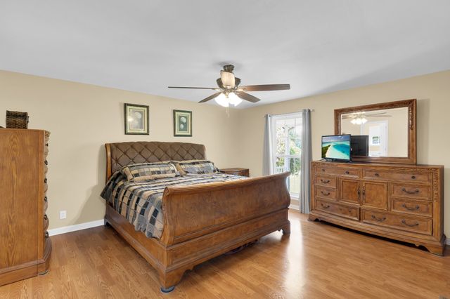 5221 Grand View Ln, Pleasant View, TN 37146