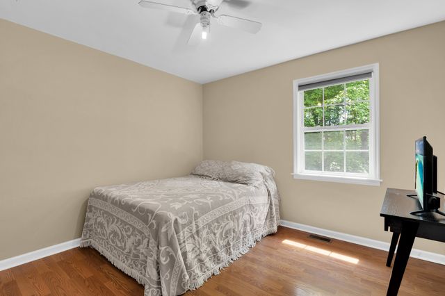 5221 Grand View Ln, Pleasant View, TN 37146
