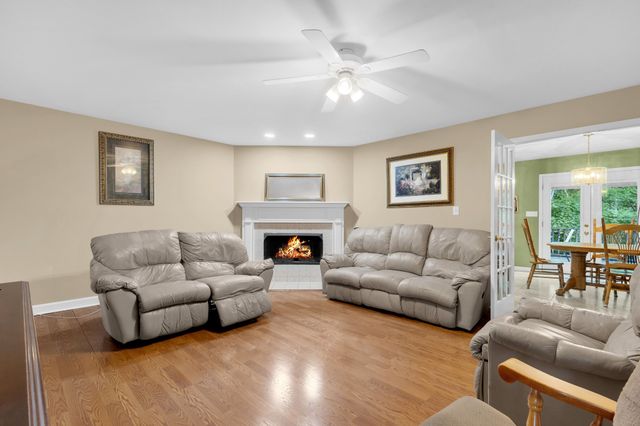 5221 Grand View Ln, Pleasant View, TN 37146