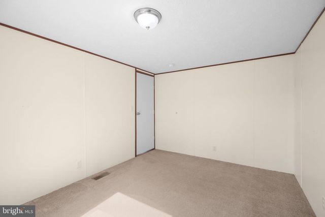 10000 HUMMINGBIRD LN, Partlow, VA 22534