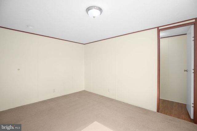 10000 HUMMINGBIRD LN, Partlow, VA 22534