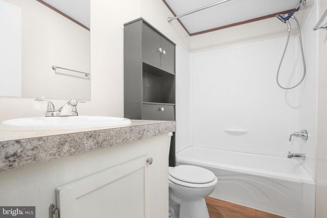 10000 HUMMINGBIRD LN, Partlow, VA 22534