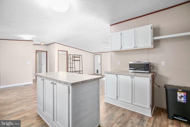 10000 HUMMINGBIRD LN, Partlow, VA 22534