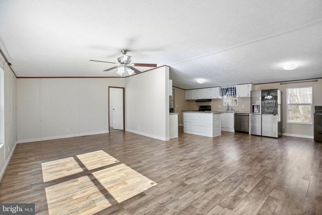 10000 HUMMINGBIRD LN, Partlow, VA 22534