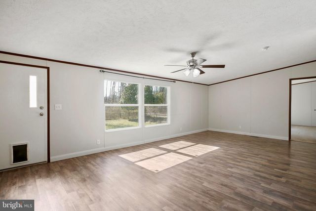 10000 HUMMINGBIRD LN, Partlow, VA 22534