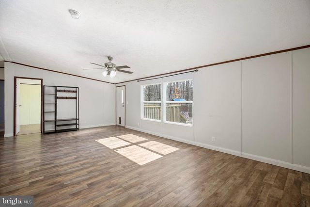 10000 HUMMINGBIRD LN, Partlow, VA 22534