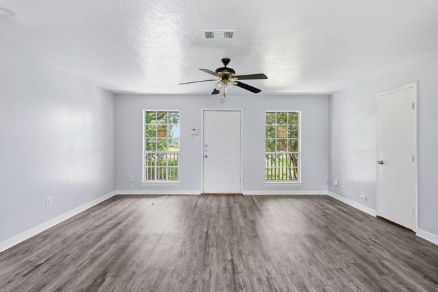 3517 Sparrow Street, Houston, TX 77051