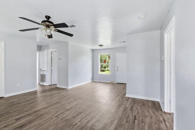 3517 Sparrow Street, Houston, TX 77051
