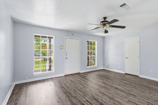 3517 Sparrow Street, Houston, TX 77051