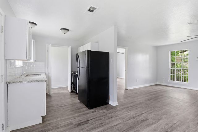 3517 Sparrow Street, Houston, TX 77051