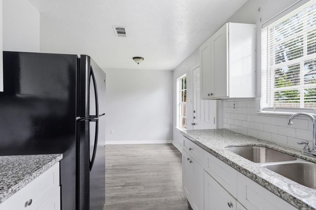 3517 Sparrow Street, Houston, TX 77051