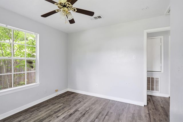 3517 Sparrow Street, Houston, TX 77051
