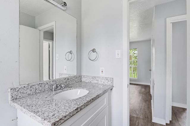 3517 Sparrow Street, Houston, TX 77051