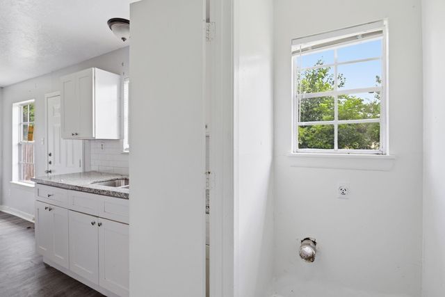 3517 Sparrow Street, Houston, TX 77051