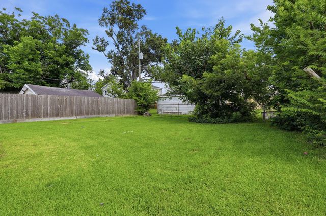 3517 Sparrow Street, Houston, TX 77051