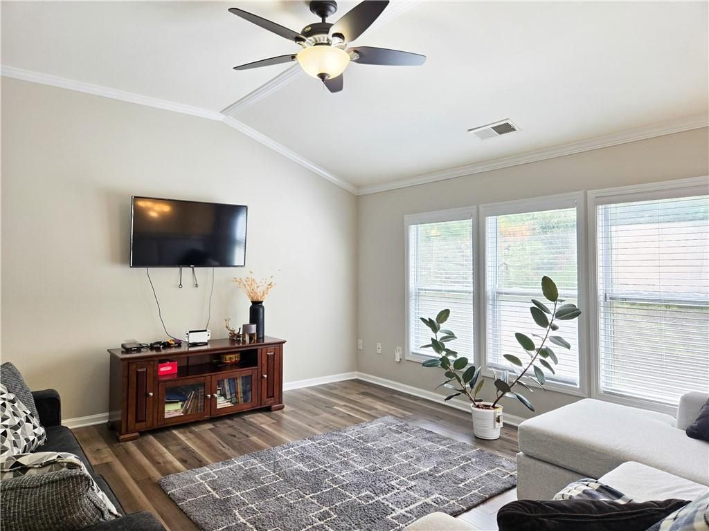 Image 13 of property listing at 3635 Crowchild Drive, Cumming, GA 30041