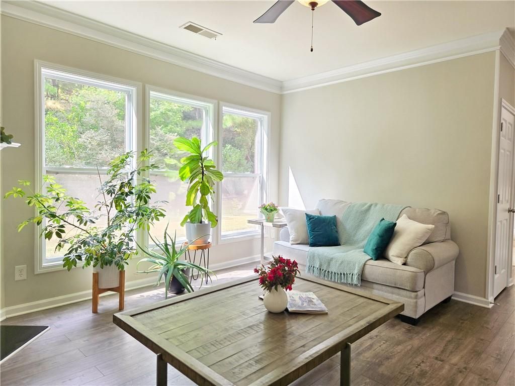 Image 8 of property listing at 3635 Crowchild Drive, Cumming, GA 30041