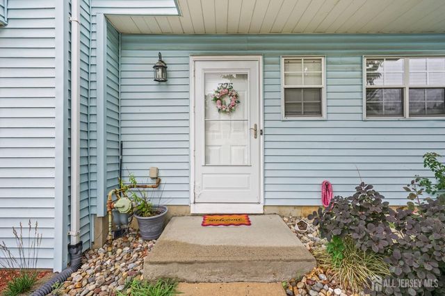 775 Darlington Drive, Old Bridge, NJ 08857