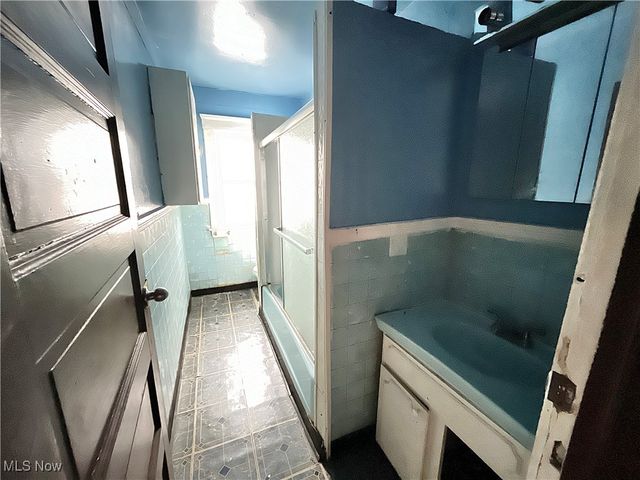 1629 Elberon Avenue, Euclid, OH 44112