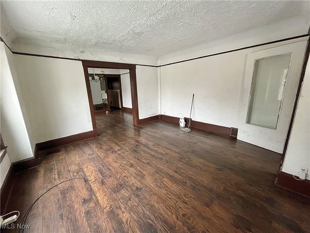 1629 Elberon Avenue, Euclid, OH 44112