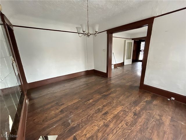 1629 Elberon Avenue, Euclid, OH 44112