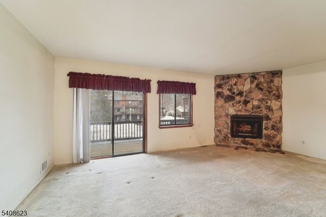 14 Brookside Hts 14G, Wanaque Boro, NJ 07465