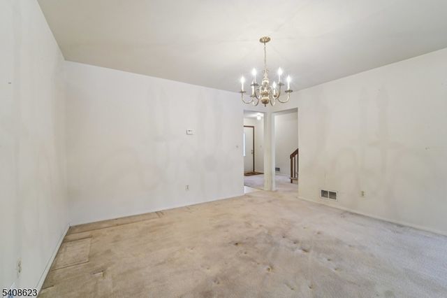 14 Brookside Hts 14G, Wanaque Boro, NJ 07465