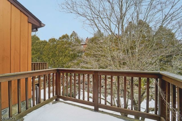 14 Brookside Hts 14G, Wanaque Boro, NJ 07465