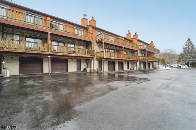 14 Brookside Hts 14G, Wanaque Boro, NJ 07465