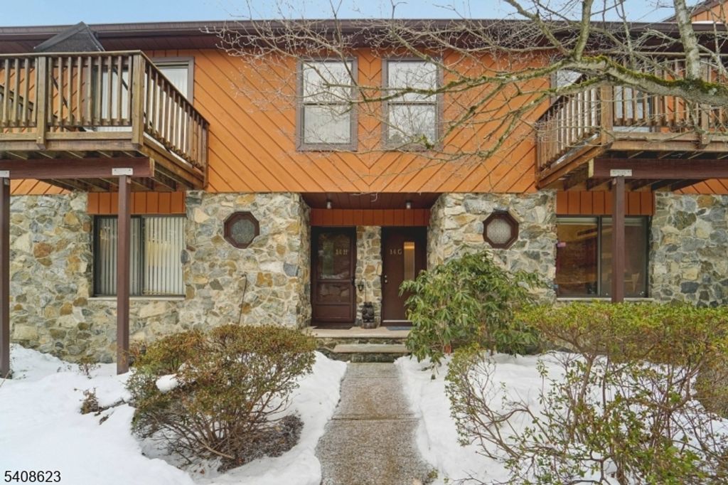 14 Brookside Hts 14G, Wanaque Boro, NJ 07465