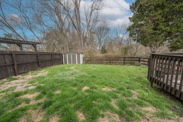 110 Maple Avenue, Southgate, KY 41071