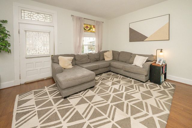 110 Maple Avenue, Southgate, KY 41071