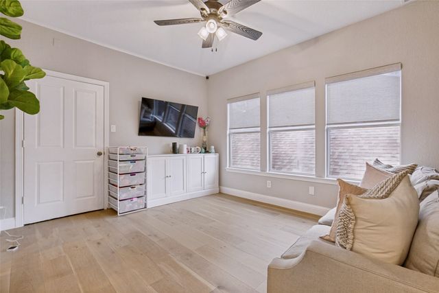 2148 Ash Grove Way, Dallas, TX 75228