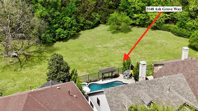 2148 Ash Grove Way, Dallas, TX 75228