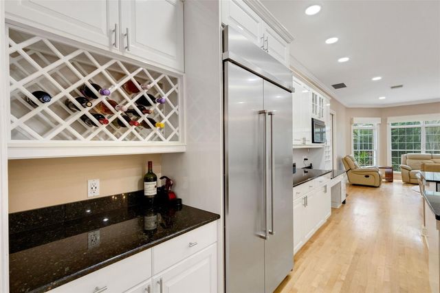 2984 JEFF MYERS CIRCLE, Sarasota, FL 34240