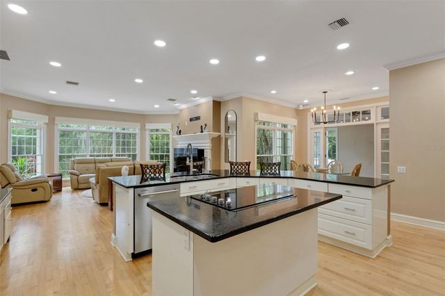 2984 JEFF MYERS CIRCLE, Sarasota, FL 34240